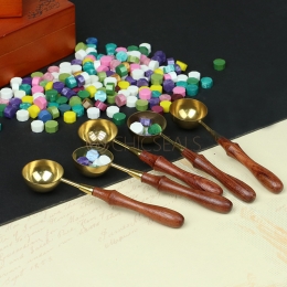 Melting Tools Wooden Handle Gilded Spoon - 2 Pieces